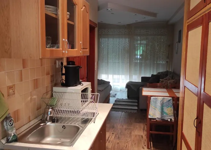 Daire Dora Apartman2 *